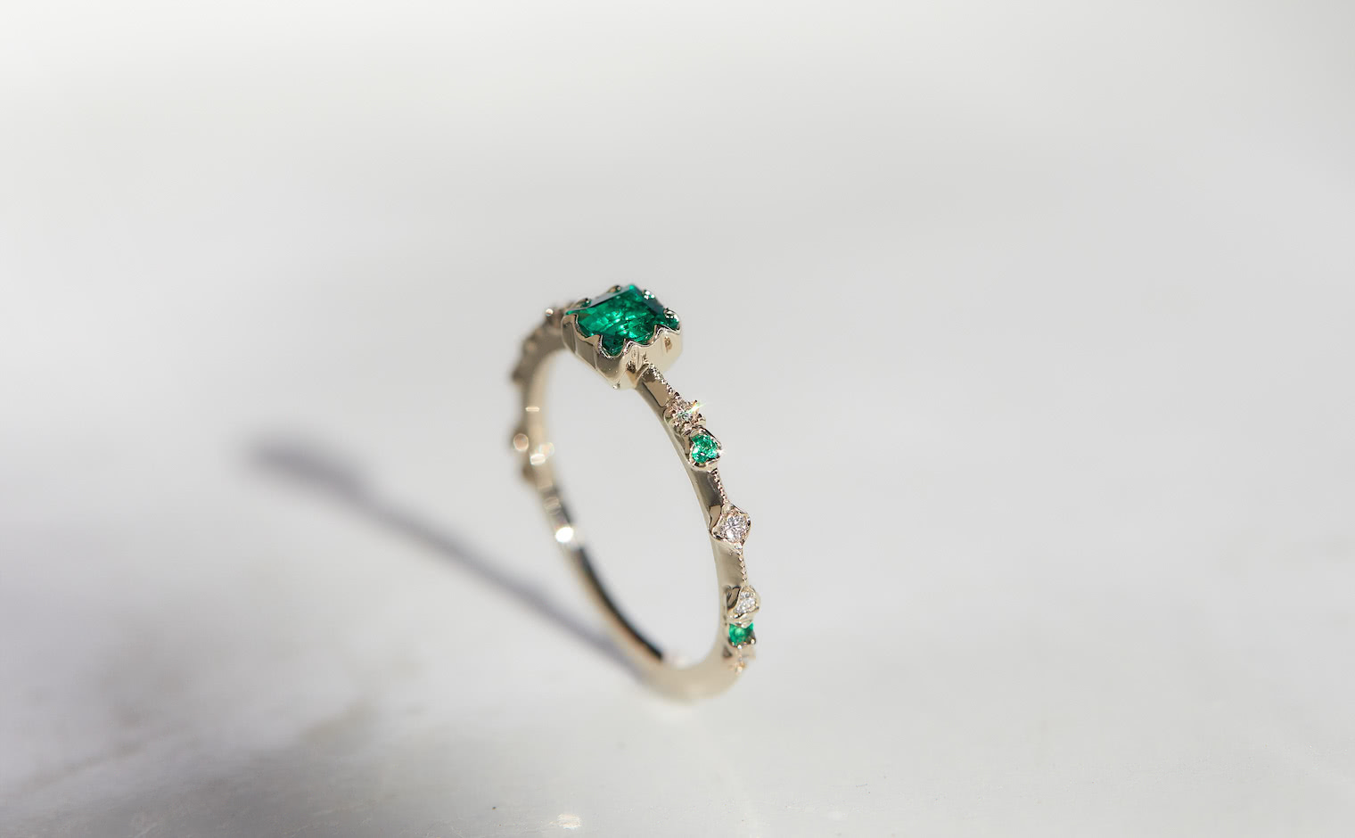 Paeonia Ring-Emerald
