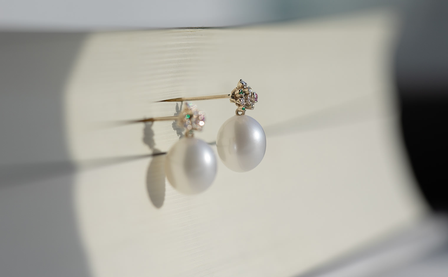 Orchid Pearl Studs-Rainbow