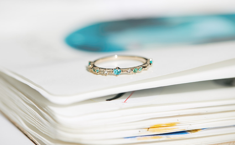 Dotted Ring-Paraiba & Emerald: Floral Finesse