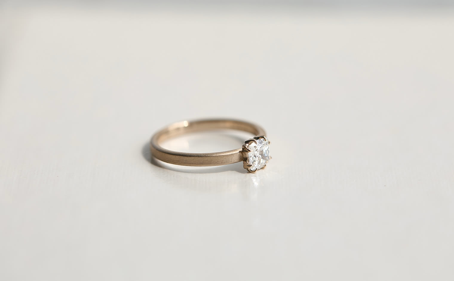 Iceberg Ring-Cushion V