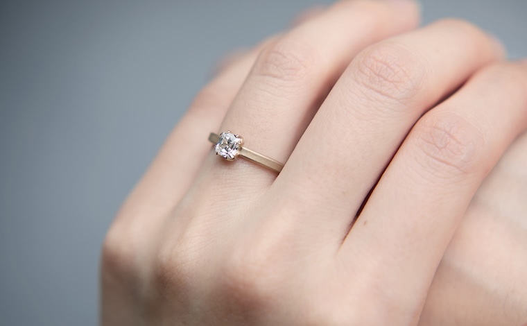 Iceberg Ring-Cushion V