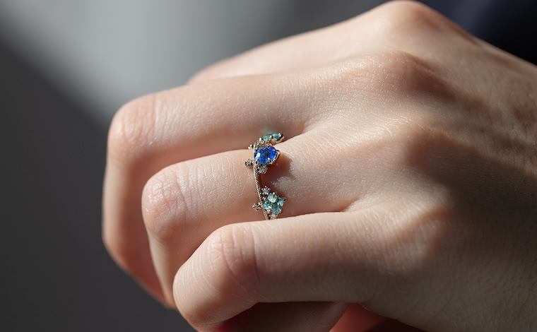 Crown Ring-Sapphire & Paraiba