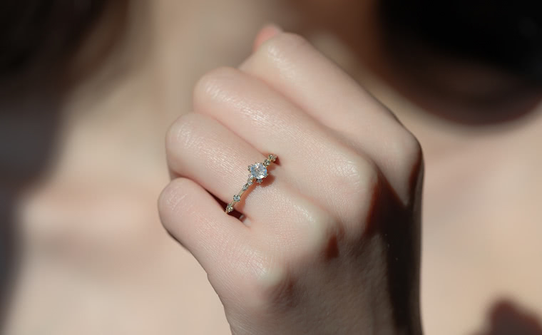 Snowflake Ring-Rainbow Moonstone