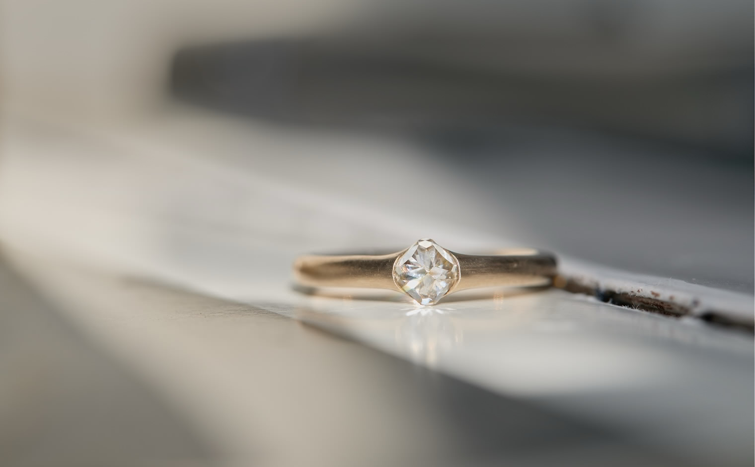 Adamas Ring-Iceberg