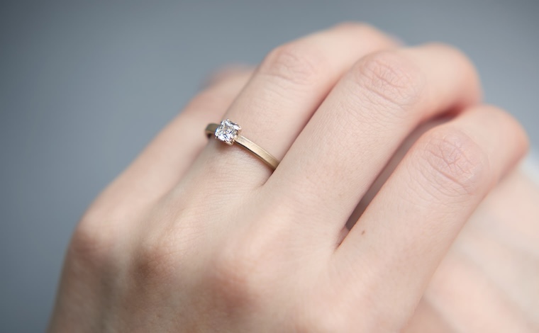 Iceberg Ring-Cushion II