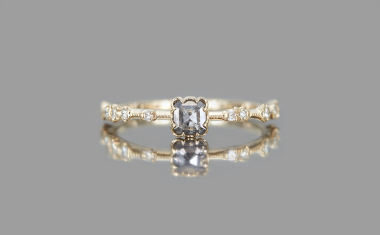 Paeonia Ring<br><i>Gray Diamond</i>