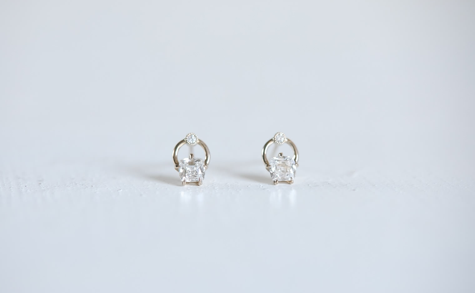Handle Studs-Diamond